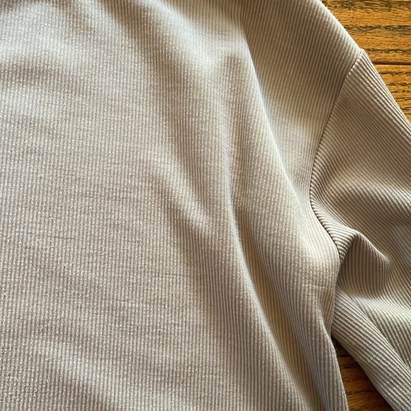 Tan sweater, Danskin, Size large. - Picture 3 of 3